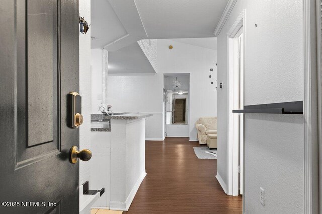 7800 Point Meadows Dr Unit 1035, Jacksonville, FL 32256 - hallway with baseboards and dark wood finished floors