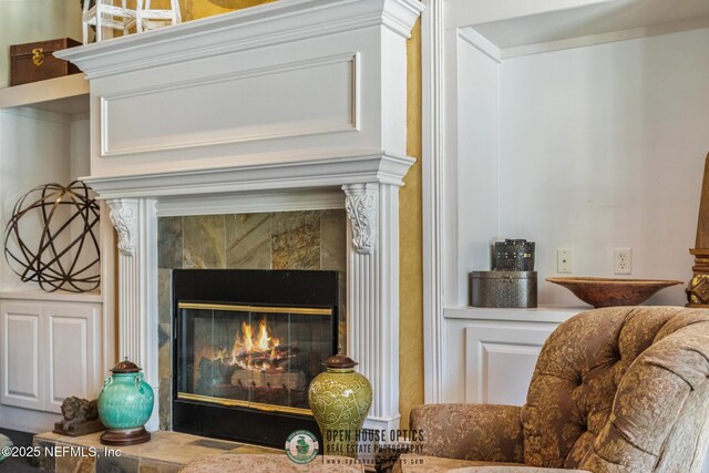 7800 Point Meadows Dr Unit 1035, Jacksonville, FL 32256 - detailed view of a tile fireplace