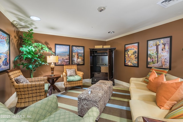 400 E Bay St Unit 502, Jacksonville, FL 32202 - living room featuring baseboards, ornamental molding, visible vents, and recessed lighting
