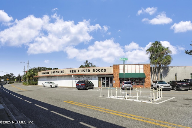 5246 Sunderland Rd, Jacksonville, FL 32210 - view of property with uncovered parking