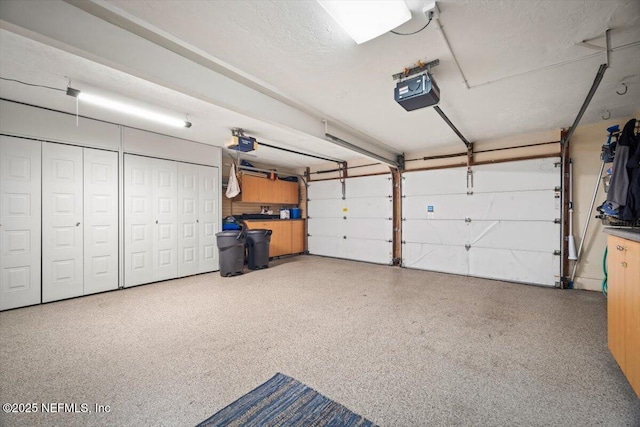 272 Deer Run Ln, Ponte Vedra Beach, FL 32082 - garage featuring a garage door opener