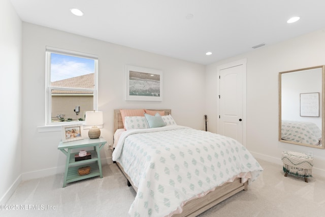 bedroom featuring baseboards, carpet flooring, recessed lighting, and visible vents