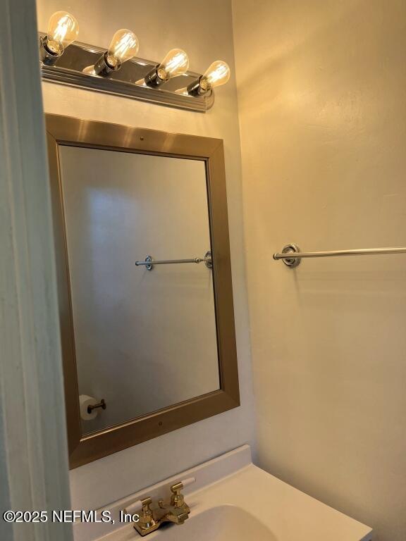 6831 Rhone Dr, Jacksonville, FL 32208 - photo 28