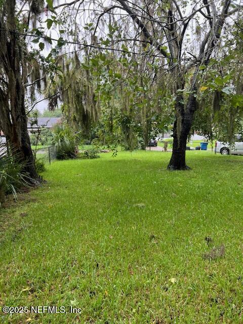 6831 Rhone Dr, Jacksonville, FL 32208 - photo 34