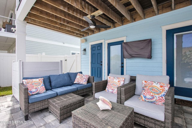 548 Sea Island Dr, Fernandina Beach, FL 32034 - view of patio with fence, outdoor lounge area, and a ceiling fan