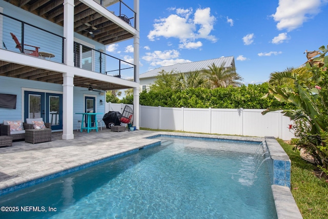 548 Sea Island Dr, Fernandina Beach, FL 32034 - view of swimming pool with a fenced backyard, a patio, and an outdoor hangout area