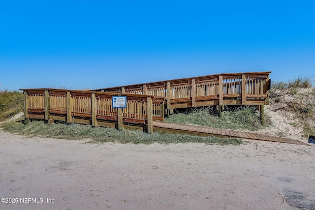 548 Sea Island Dr, Fernandina Beach, FL 32034 - view of back of house