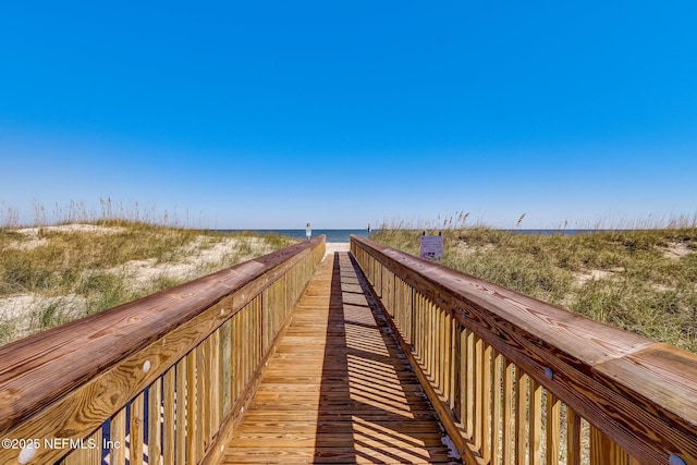 548 Sea Island Dr, Fernandina Beach, FL 32034 - view of property's community with view of water and beach