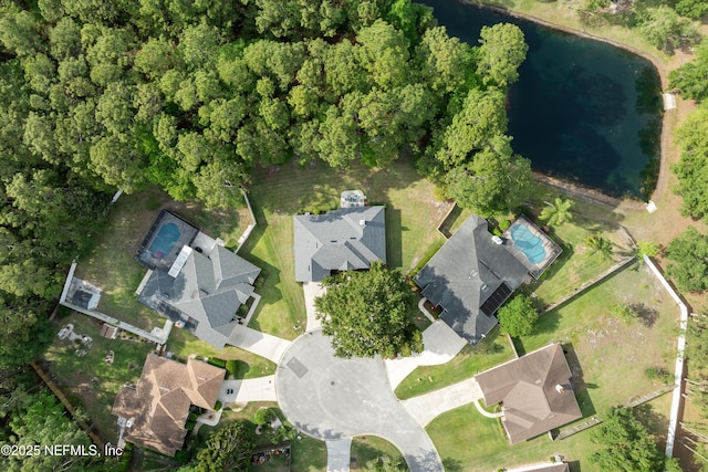 bird's eye view with a water view