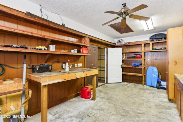 1833 N Lakeshore Dr, Fleming Island, FL 32003 - storage with a ceiling fan