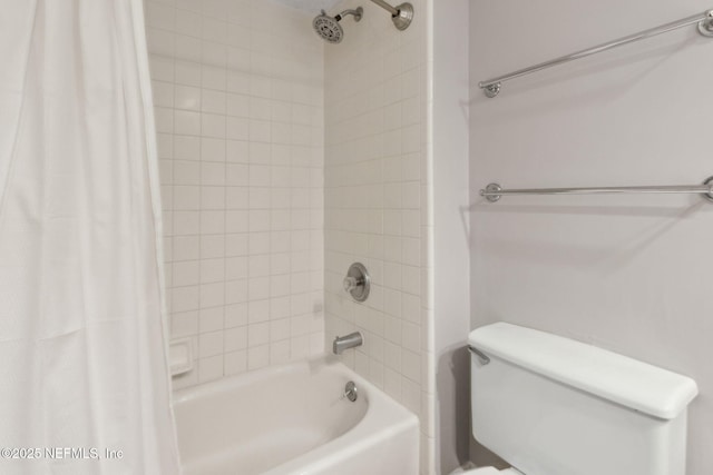 1029 Captains Court Dr Unit 1029, Fernandina Beach, FL 32034 - bathroom featuring shower / bath combo with shower curtain and toilet