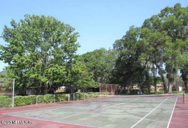 9252 San Jose Blvd Unit 2002, Jacksonville, FL 32257 - view of tennis court featuring community basketball court and fence