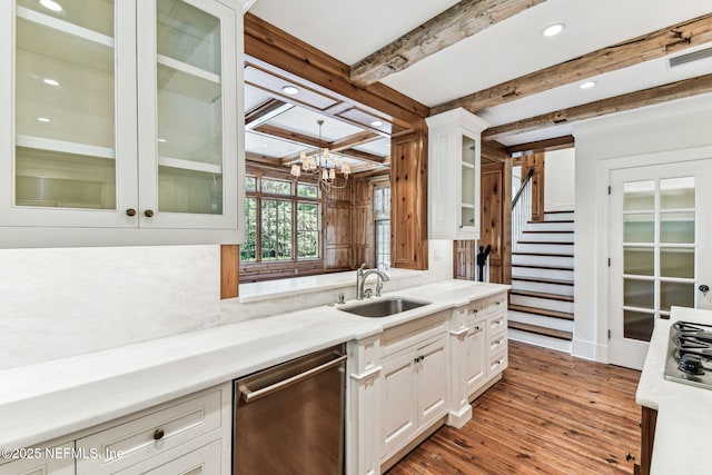 6230 Highlands Ct, Ponte Vedra Beach, FL 32082 - kitchen featuring stainless steel appliances, a sink, a chandelier, wood finished floors, and recessed lighting
