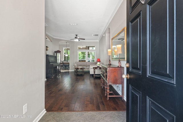 322 Cooper Bay Ct, Saint Augustine, FL 32092 - entryway featuring baseboards, crown molding, visible vents, and ceiling fan
