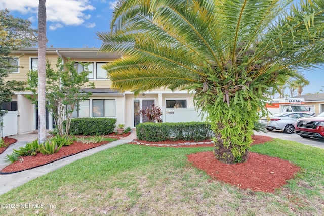 7908 Los Robles Ct Unit 7908, Jacksonville, FL 32256 - view of front of home featuring a front yard