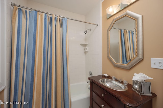 2127 River Rd, Jacksonville, FL 32207 - bathroom with vanity and shower / bath combo