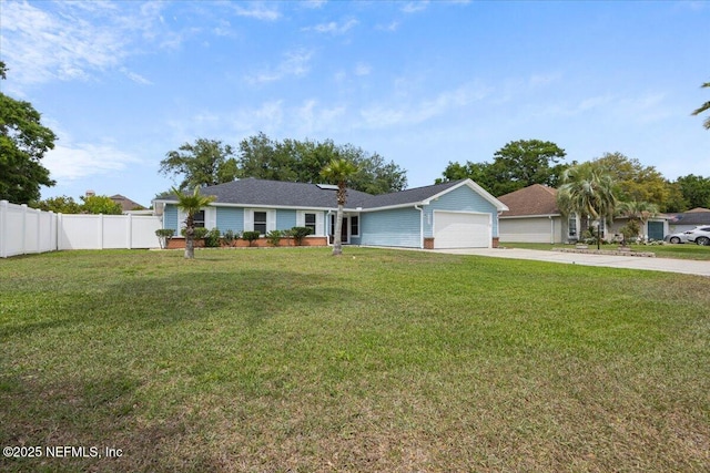 ranch-style home with fence, a front lawn, driveway, and a garage
