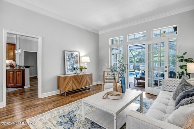 1104 Creekwood Way, Saint Johns, FL 32259 - living area featuring crown molding and wood finished floors