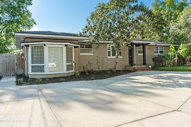 2438 Buttonwood Dr, Jacksonville, FL 32216 - photo 3