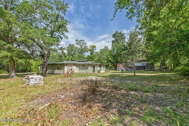 670 Hillsborough Ave, Florahome, FL 32140 - view of yard