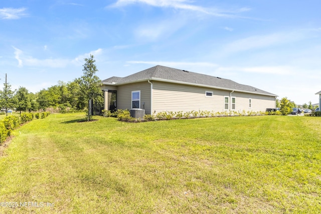 2793 Pointed Leaf Rd, Green Cove Springs, FL 32043 - view of side of home featuring a yard and cooling unit