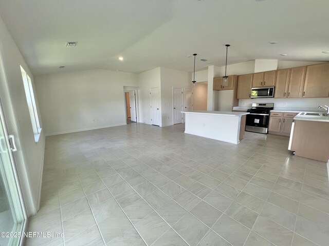7768 Rippa Valley Way, Jacksonville, FL 32222 - photo 8