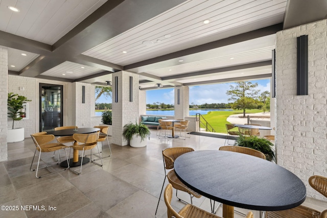 4583 Swilcan Bridge Ln N, Jacksonville, FL 32224 - lobby featuring a water view