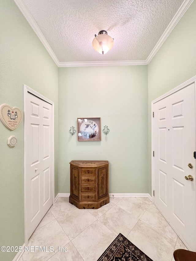 9421 Osprey Branch Trl Unit 4, Jacksonville, FL 32257 - foyer featuring ornamental molding and a textured ceiling