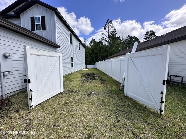 1116 Morgans Treasure Rd, Saint Augustine, FL 32084 - view of yard featuring fence