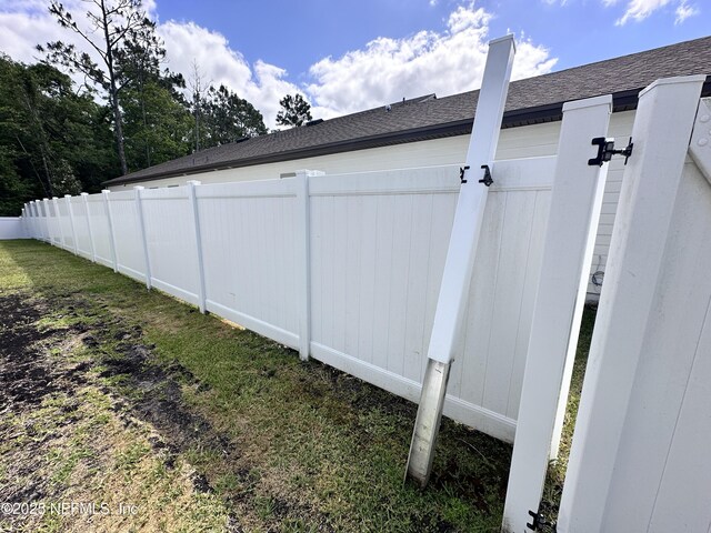 1116 Morgans Treasure Rd, Saint Augustine, FL 32084 - view of yard featuring fence