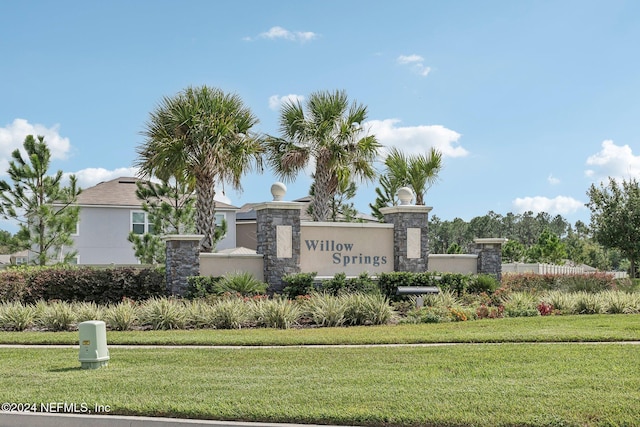 3416 Concord Ct, Green Cove Springs, FL 32043 - community / neighborhood sign with a yard