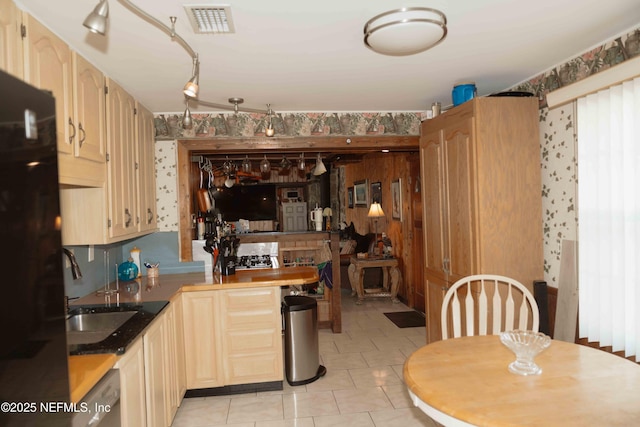 423 St Augustine Blvd, Jacksonville Beach, FL 32250 - photo 14