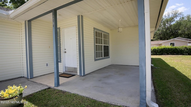 view of patio / terrace with a porch