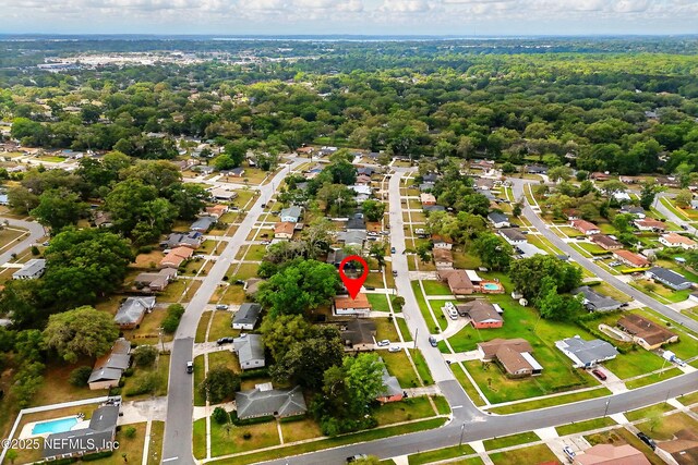 bird's eye view with a residential view