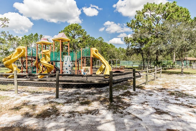 4041 Saddlehorn Trl, Middleburg, FL 32068 - community jungle gym featuring fence
