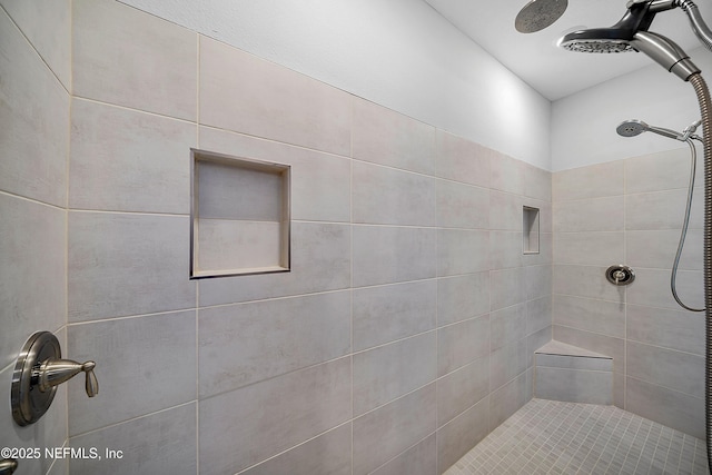 290 Marquesa Cir, Saint Johns, FL 32259 - bathroom featuring tiled shower