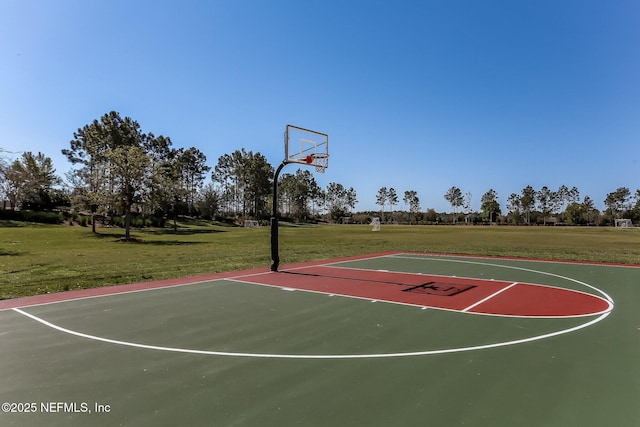 417 Palazzo Cir, Saint Augustine, FL 32092 - view of sport court with community basketball court and a yard