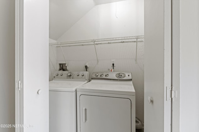 1616 1st St, Neptune Beach, FL 32266 - laundry area featuring independent washer and dryer