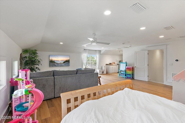 301 S Roscoe Blvd, Ponte Vedra Beach, FL 32082 - bedroom featuring recessed lighting, visible vents, and light wood-type flooring