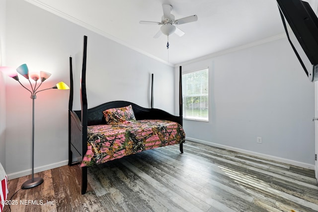 1417 Marlee Rd, Saint Johns, FL 32259 - bedroom with wood finished floors, crown molding, baseboards, and a ceiling fan