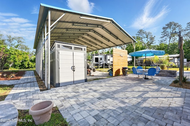 1417 Marlee Rd, Saint Johns, FL 32259 - garage featuring a carport