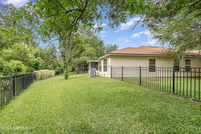 4917 Cypress Links Blvd, Elkton, FL 32033 - view of yard featuring central air condition unit