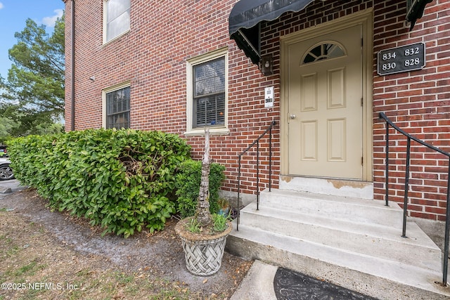 830 Cedar St Unit 830, Jacksonville, FL 32207 - doorway to property with brick siding