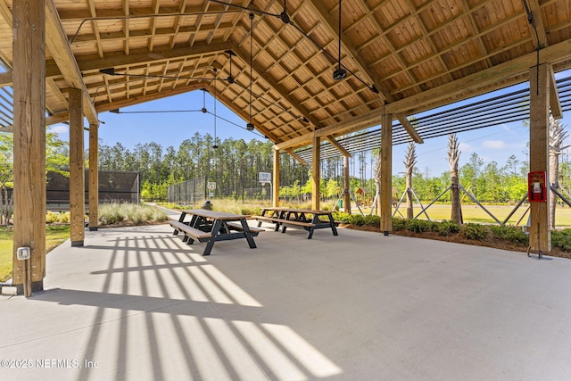 109 Redbud Ln, Yulee, FL 32097 - surrounding community with fence and a patio area