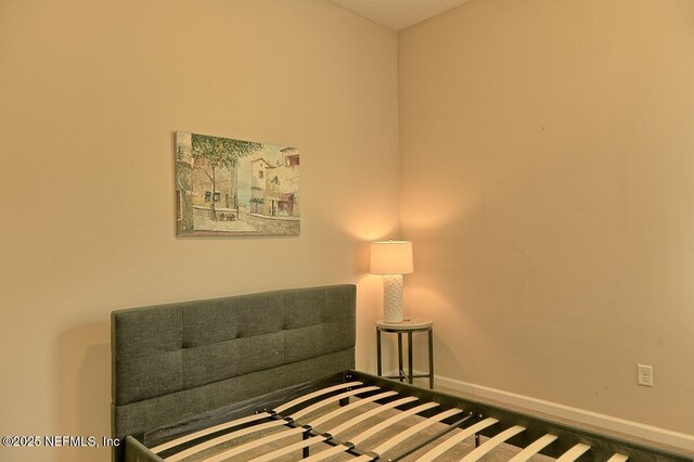 2924 Sea Grape Dr S, Fernandina Beach, FL 32034 - sitting room with baseboards
