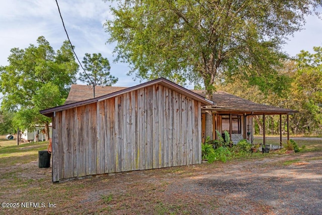 view of outbuilding