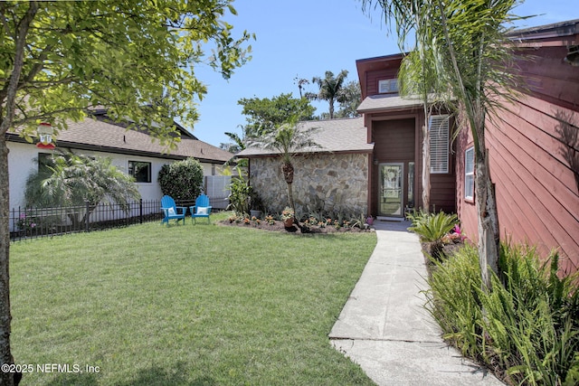 50 Jefferson Ave, Ponte Vedra Beach, FL 32082 - view of yard featuring fence