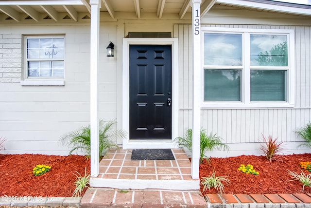 view of exterior entry