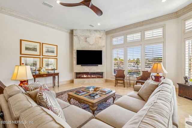 108 Harbourmaster Ct, Ponte Vedra Beach, FL 32082 - living area with ceiling fan, recessed lighting, and a premium fireplace