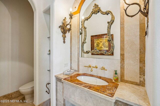 108 Harbourmaster Ct, Ponte Vedra Beach, FL 32082 - bathroom featuring toilet and vanity